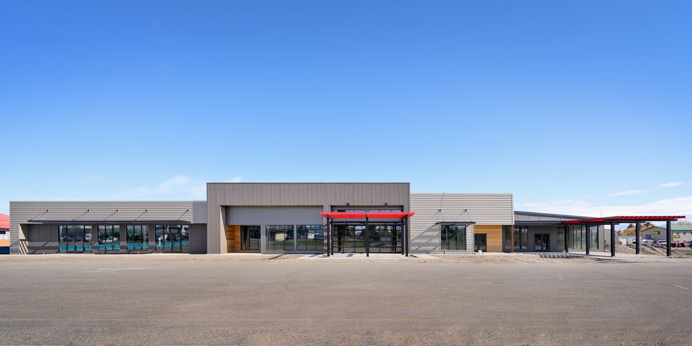 High Traffic Retail Center. No base rent until 2021!: 7715 Shedhorn Dr, Bozeman, MT 59718